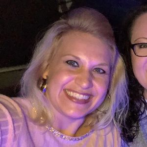 Meet your Posher, Shay